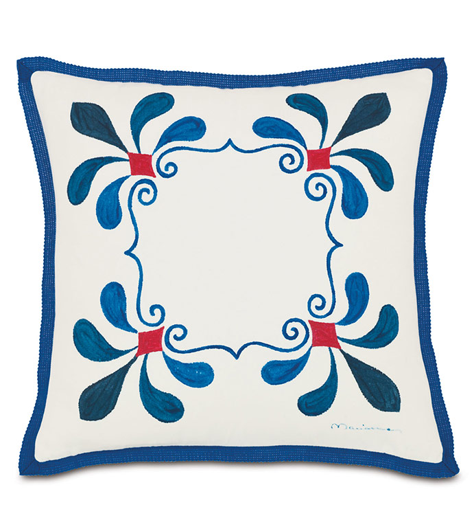 ʯ 18X18 FRAMING IRIS OUTDOOR PILLOW