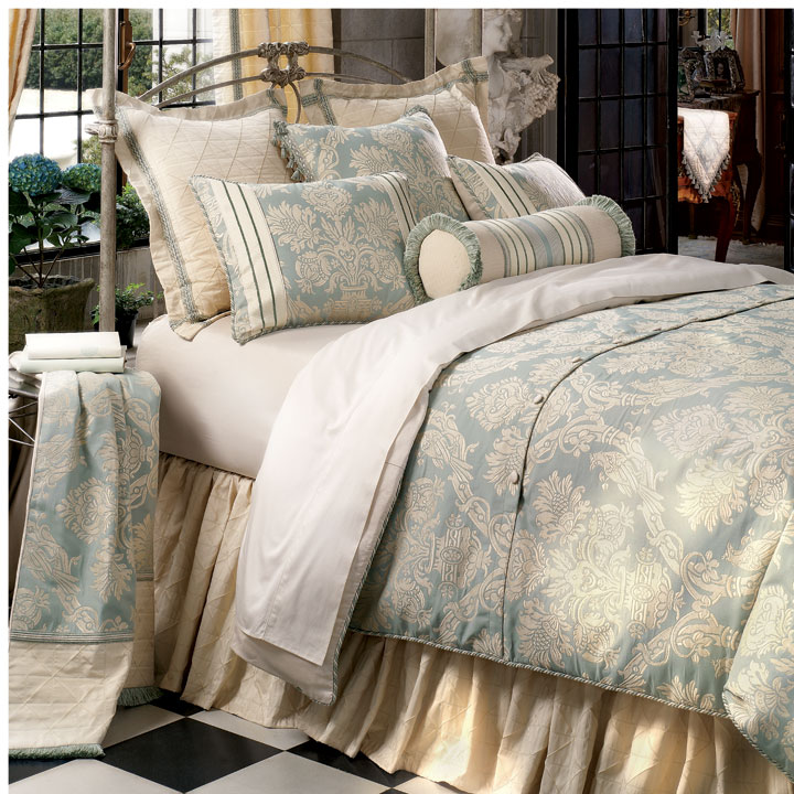 Carlyle Bedset Ʒ׼